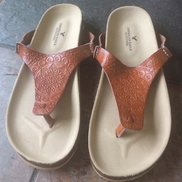 American Eagle Sandals