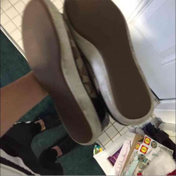 authentic Coach shoes - Picture 2 of 4