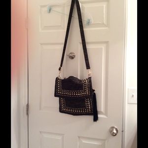 Crossbody linen bag with gold studs