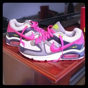 Nike airmax (MAKE OFFERS!!)