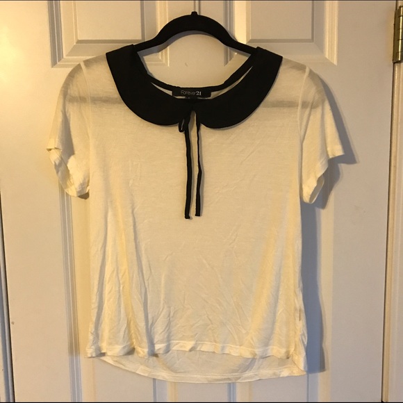 White Peter Pan Collar Shirt 🖤
