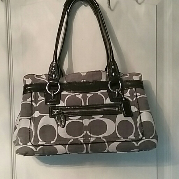 Coach Signature Purse