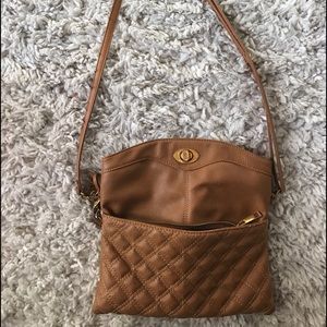 Purse(free w/ purchase)