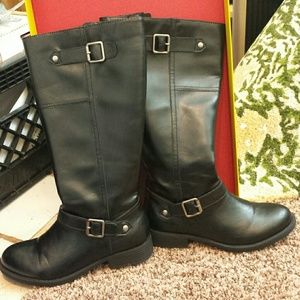 Kenneth Cole Boots