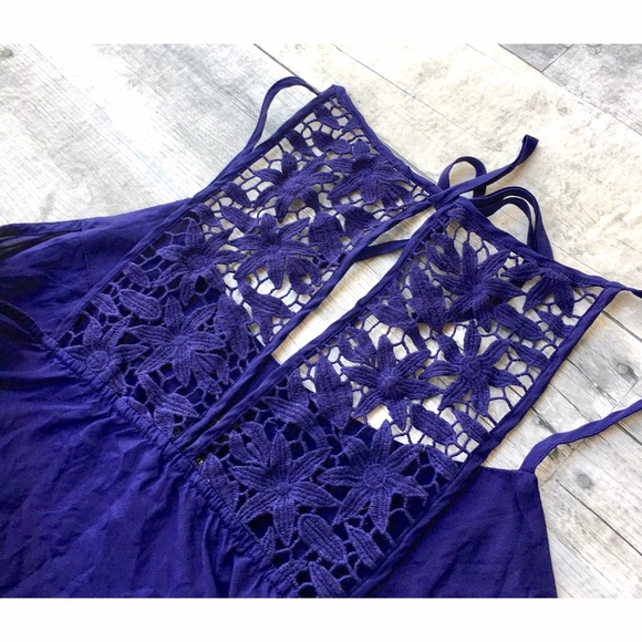 100% silk violet cut out spaghetti strap top - Picture 4 of 6