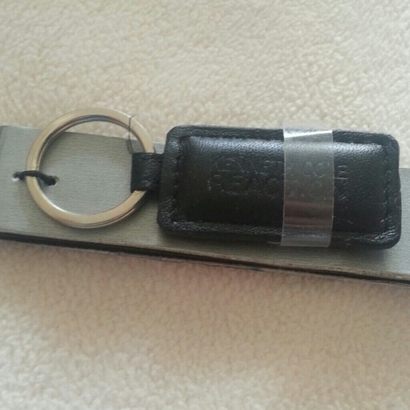 Kenneth Cole Reaction Key Holder