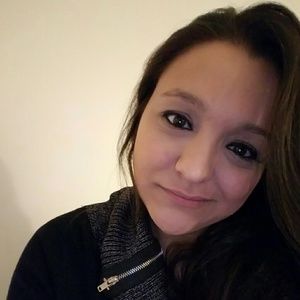 Meet your Posher, Marisa