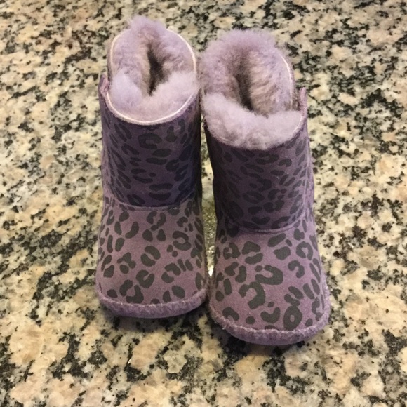 ugg size 0/1 ugg size 0/1