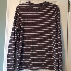 American Eagle tee