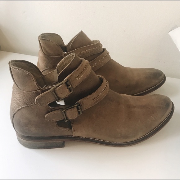Free People Shoes - Free People Braeburn Boots size 36