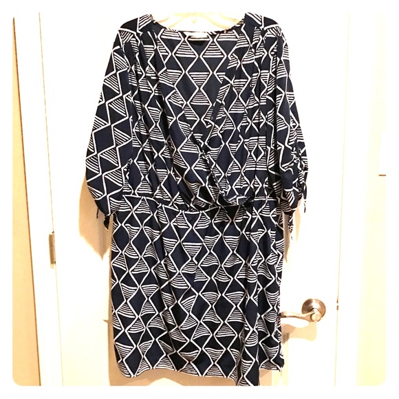 Old Navy -navy plus size dress