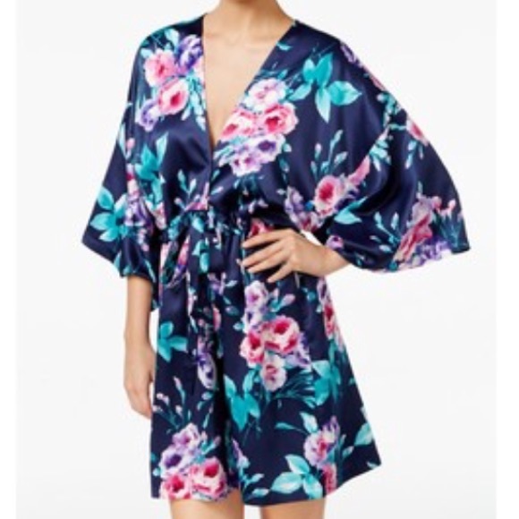 Linea Donatella bridal/bridesmaid robe