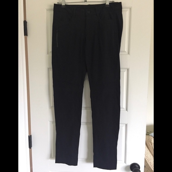 Lululemon - Moto Pants