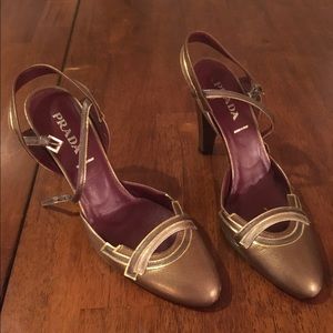 Prada metallic pump