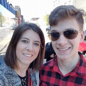 Meet your Posher, Anna