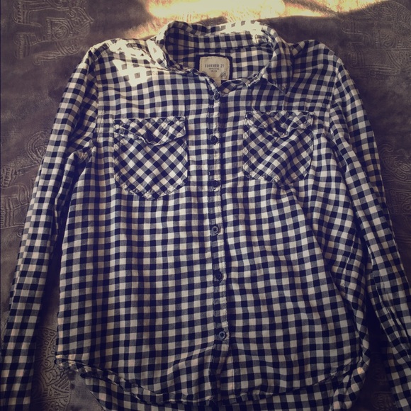 FOREVER 21 Plaid button up