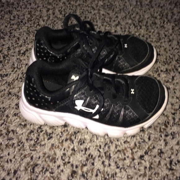 Boys size 12 Under Armour Shoes