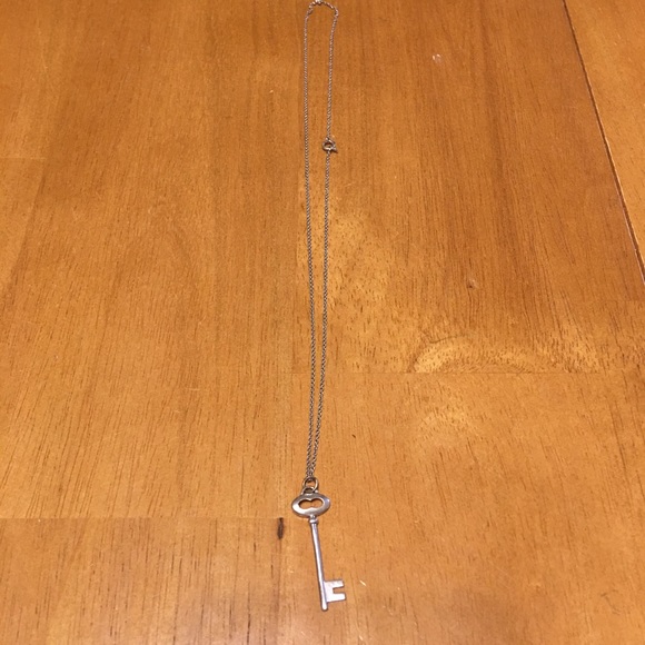 Key necklace (silver) - Picture 1 of 2