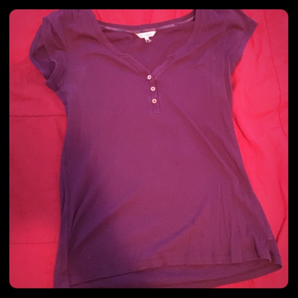 Old Navy tee