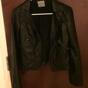 Black Cropped Leather jacket!