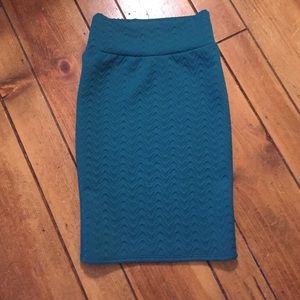 LuLaRoe quilted Cassie size small (fits like XXS)