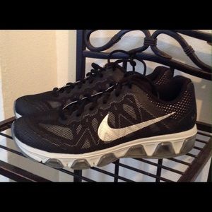 Weekend Sale! Brand New Women's Nike TailWind7