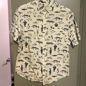 Short sleeve button up