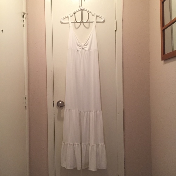 Old Navy white maxi dress sz. L