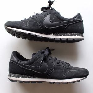 Nike Air Tennis Shoes (NikeID Customized) Size 9