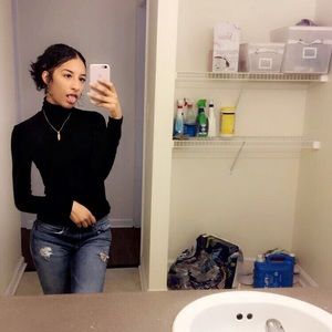 Meet your Posher, Asunta