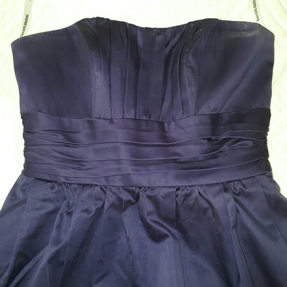 Bridesmaid/Cocktail dress - Picture 2 of 3