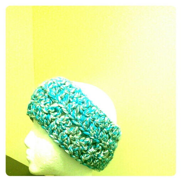 Ear Warmer - Picture 1 of 3