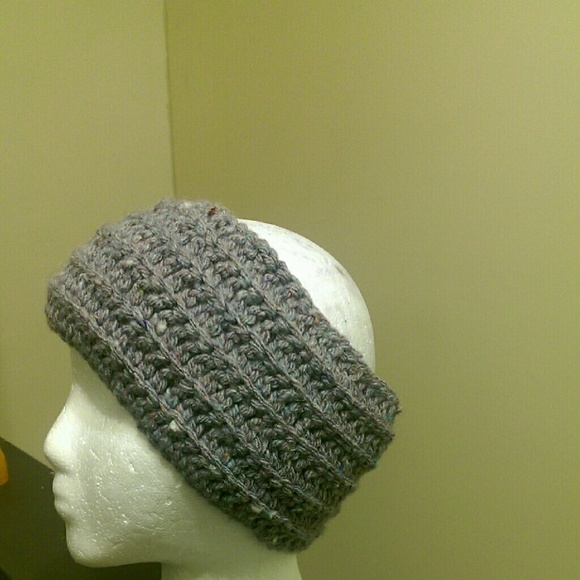 Ear Warmer - Picture 2 of 3
