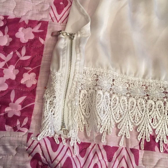 Silk crotchet XS/S top - Picture 3 of 3