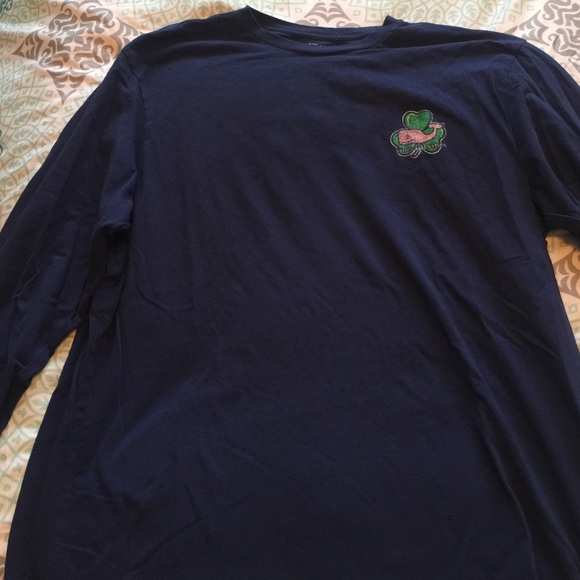 Brand new Vineyard Vines shirt