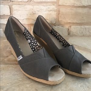 Grey Toms wedges