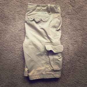 Abercrombie khaki cargo shorts