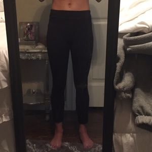 Lululemon 7/8 leggings with light reflectors
