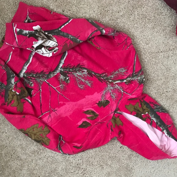 Girls camo hoodie