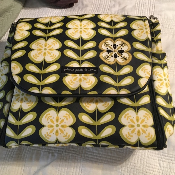Petunia pickle bottom diaper bag