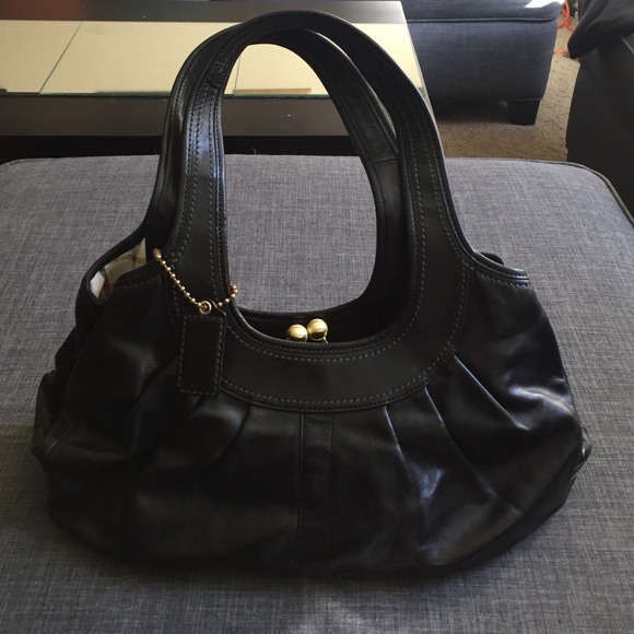 COACH black leather hobo bag - Picture 3 of 3