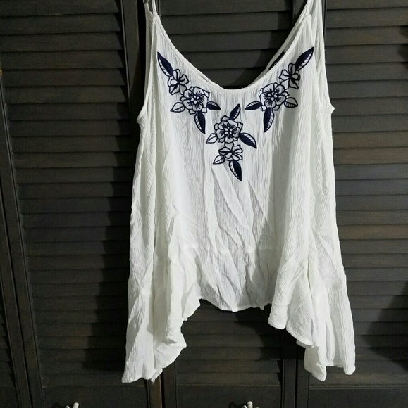 torrid Tops - Cream Colored Sharkbite Tank