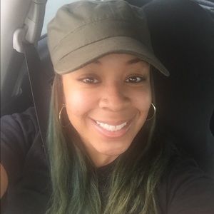 Meet your Posher, Laurice