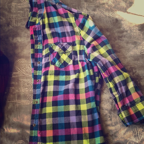 Arizona plaid button up