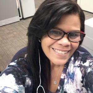 Meet your Posher, Yolanda