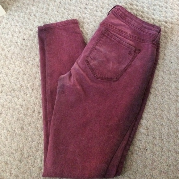 Jessica Simpson burgundy skinny jean - Picture 1 of 2