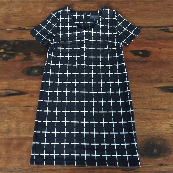 ✨SALE - Romeo + Juliet Couture black/white dress