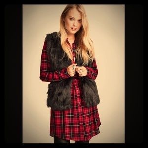 Black H&M Faux Fur Vest