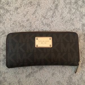Michael Kors Brown Michael Continental Logo Wallet