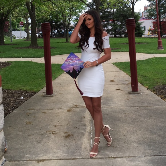 Lulus White off-shoulder dress M